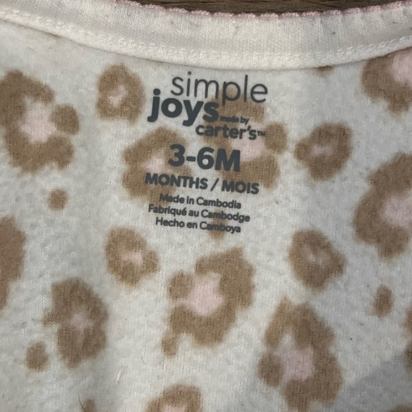Simple Joys made by Carter's Leopard Fleece Footed Pajamas - Picture 2 of 3